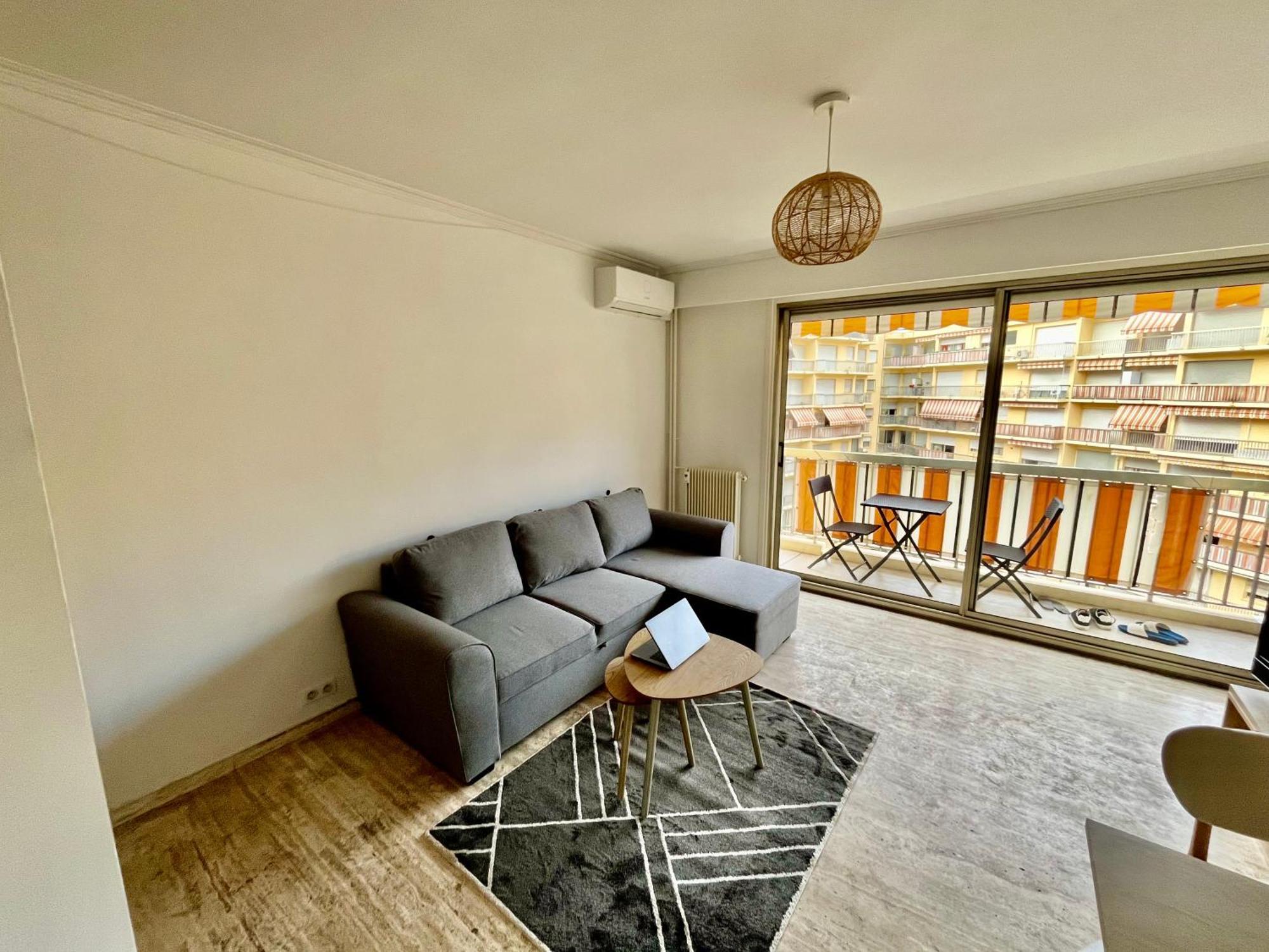 Appartamento Le Borrigo Pick Up Airport Mentone Esterno foto